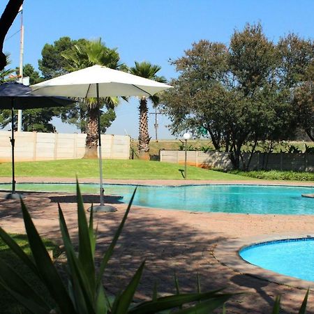 Be My Guest Hotel Conference Sasolburg Exteriör bild