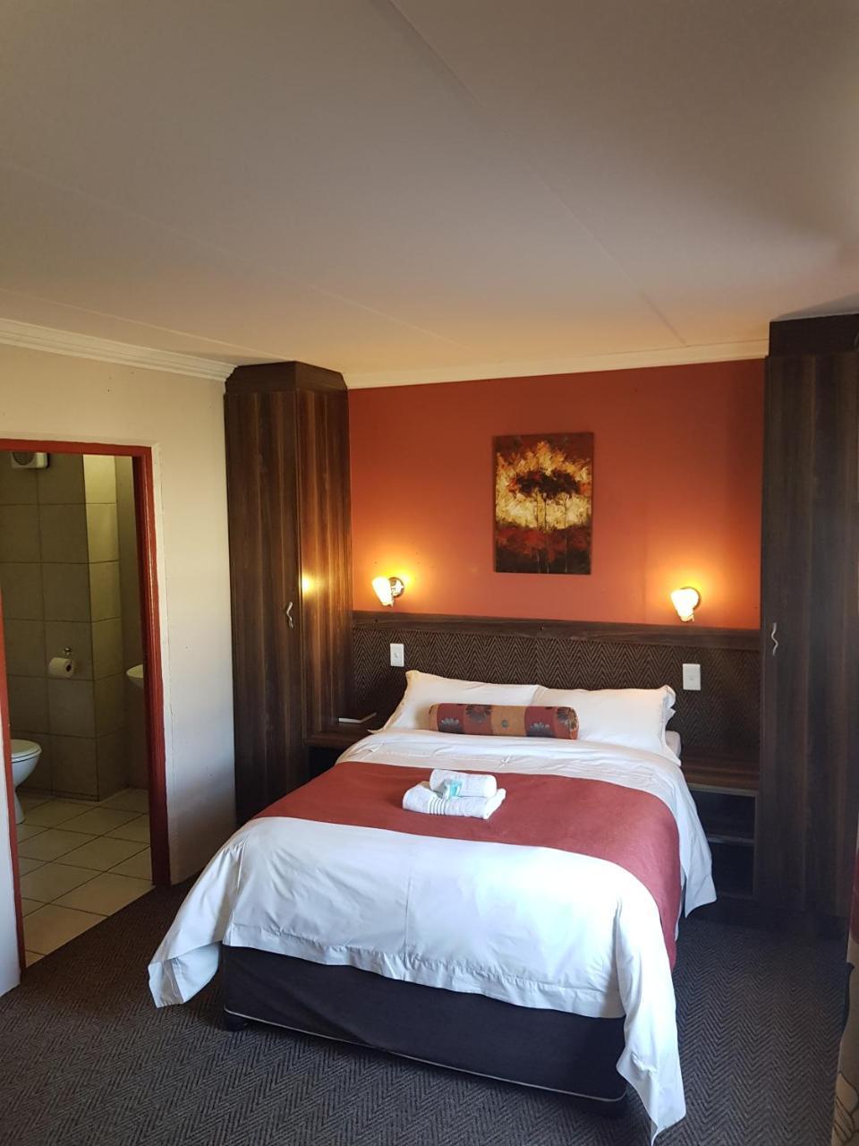 Be My Guest Hotel Conference Sasolburg Exteriör bild